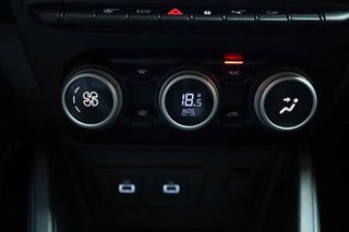 Dacia Duster 2024 1.5 Blue dCi 115hp JOURNEY (ΕΛΛΗΝΙΚΟ)-thumb-34