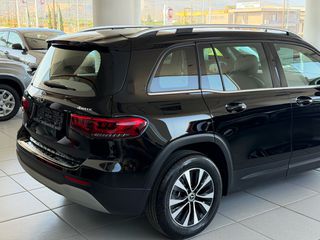 Mercedes-Benz GLB 220 2022 d 4MATIC 2.0 ελληνικής αντιπ/πέιας-thumb-9