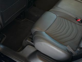 Mercedes-Benz GLB 220 2022 d 4MATIC 2.0 ελληνικής αντιπ/πέιας-thumb-23