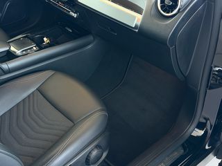 Mercedes-Benz GLB 220 2022 d 4MATIC 2.0 ελληνικής αντιπ/πέιας-thumb-32