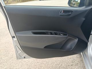 Hyundai i 10 2019 TREND AUTO-thumb-22