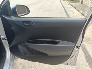 Hyundai i 10 2019 TREND AUTO-thumb-24