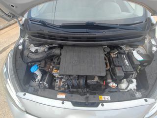 Hyundai i 10 2019 TREND AUTO-thumb-28