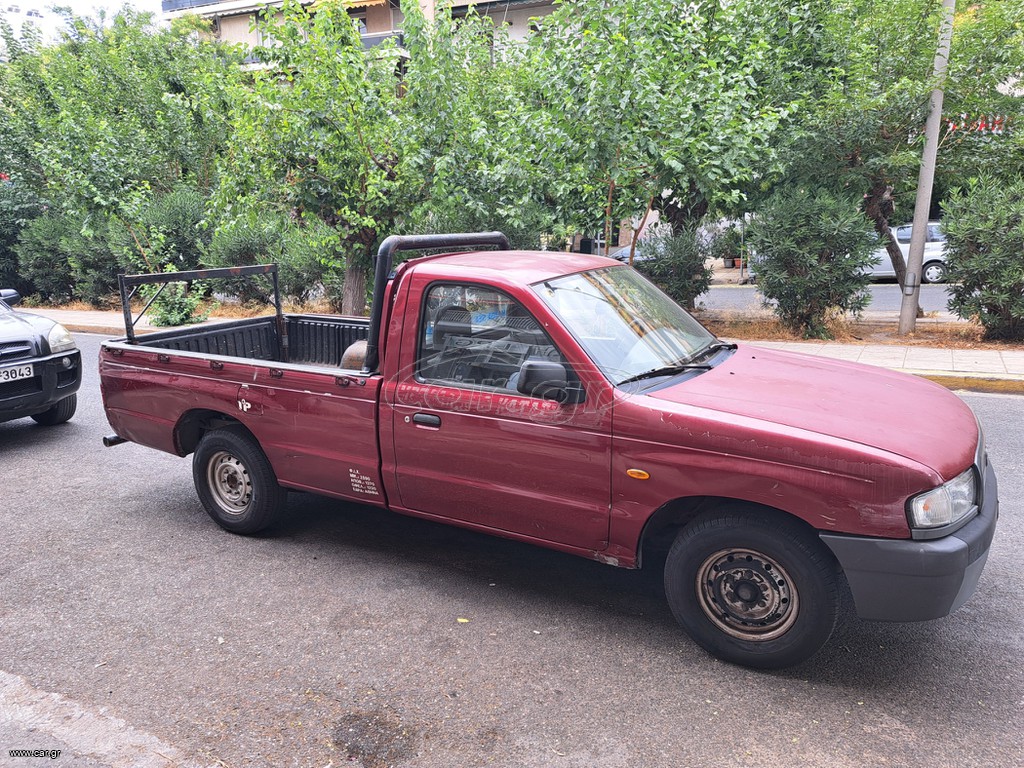 Mazda B series 2000
