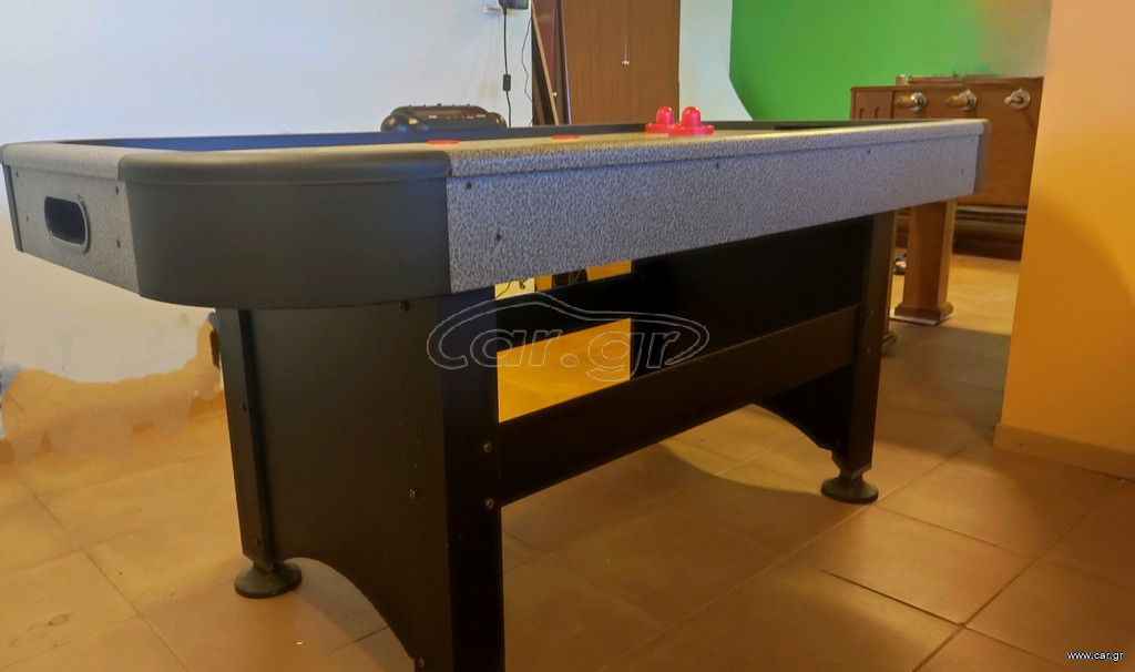 air hockey