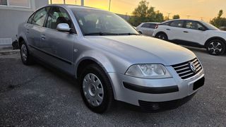 Volkswagen Passat 2002-thumb-4