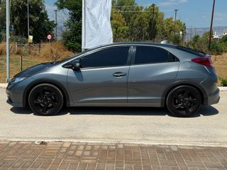Honda Civic 2015-thumb-7