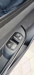 Opel Corsa 2016-thumb-23
