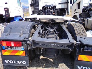 Volvo 2017 FH4 500-thumb-5