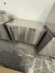 Επαγγελματικός Πάγκος Εργασίας INOX με Ερμάριο