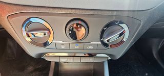 Hyundai i 20 2016-thumb-18