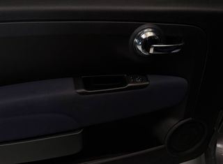 Fiat 500 2022 1.0 Hybrid 70hp Club-thumb-21