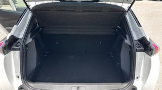 Peugeot 2008 2022 1500cc ACTIVE PLUS-thumb-48