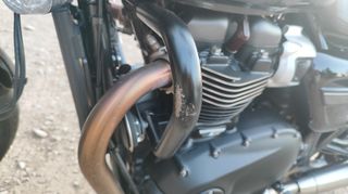 Triumph Street Twin 2021-thumb-8