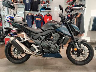 Honda CB 750 2026 HORNET E-CLUTCH