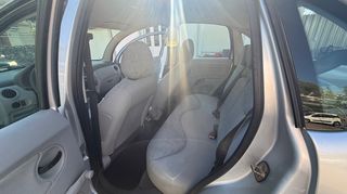 Citroen C3 2002-thumb-18