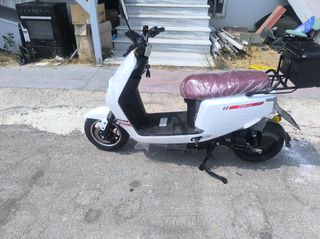 Keeway Easy 2026 δεν, θελλη δυπλομα