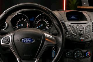 Ford Fiesta 2017 ST- Line-thumb-7
