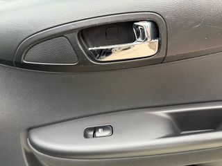 Hyundai i 20 2013-thumb-41