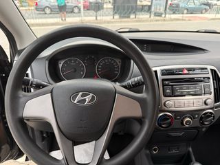 Hyundai i 20 2013-thumb-50