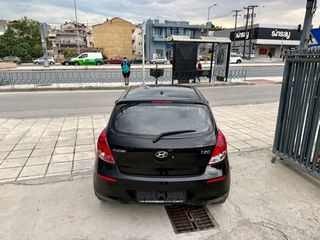 Hyundai i 20 2013-thumb-17