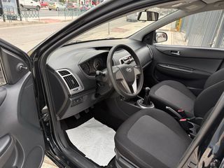 Hyundai i 20 2013-thumb-26
