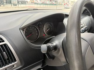 Hyundai i 20 2013-thumb-29