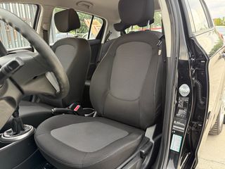 Hyundai i 20 2013-thumb-32