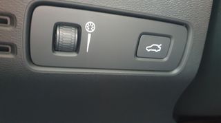 Volvo XC40 2018 ΕΛΛΗΝΙΚΟ ΜΕ SERVICE ΣΕ ΕΞΟΥΣΙΟΔΟΤΗΜΕΝΟ ΣΥΝΕΡΓΕΙΟ VOLVO-thumb-17