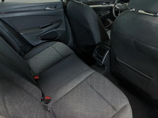 Volkswagen Golf 2021 1.5 eTSI | DSG 150ps | Life-thumb-27