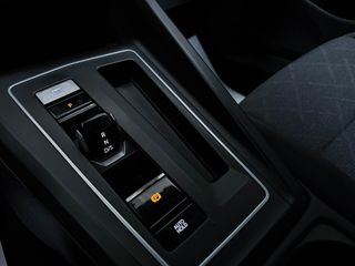 Volkswagen Golf 2021 1.5 eTSI | DSG 150ps | Life-thumb-29