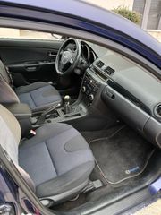 Mazda 3 2005-thumb-11