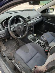Mazda 3 2005-thumb-12