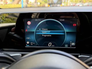 Mercedes-Benz GLB 200 2021 PROGRESSIVE 1.3 F1 AUTO CAMERA EURO-6 ΕΛΛΗΝΙΚΟ-thumb-64