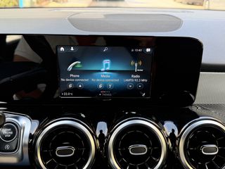 Mercedes-Benz GLB 200 2021 PROGRESSIVE 1.3 F1 AUTO CAMERA EURO-6 ΕΛΛΗΝΙΚΟ-thumb-52