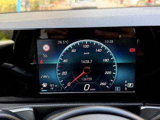 Mercedes-Benz GLB 200 2021 PROGRESSIVE 1.3 F1 AUTO CAMERA EURO-6 ΕΛΛΗΝΙΚΟ-thumb-58
