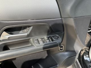 Mercedes-Benz GLB 200 2021 PROGRESSIVE 1.3 F1 AUTO CAMERA EURO-6 ΕΛΛΗΝΙΚΟ-thumb-13