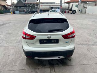 Nissan Qashqai 2016-thumb-9