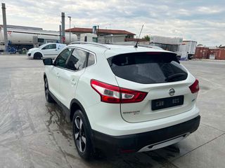 Nissan Qashqai 2016-thumb-10