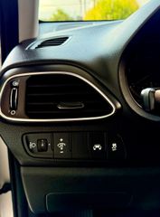 Hyundai i 30 2018 1.6 CRDI BLUE TREND AUTOMATO-thumb-14