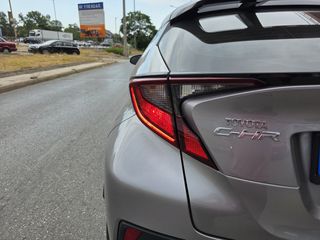 Toyota C-HR 2022 1.8 HYBRID CLUB BI TONE/ΕΛΛΗΝΙΚΗΣ ΑΝΤΙΠΡΟΣΩΠΕΙΑΣ-thumb-10