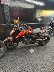 KTM 790 Duke 2024