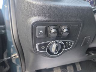 Mercedes-Benz X 220 2018 4 MATIC-thumb-21