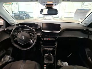 Peugeot 208 2021 Allure  1.2 PureTech 100CV-thumb-2