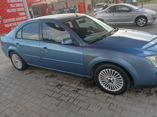 Ford Mondeo 2002-thumb-1