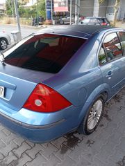 Ford Mondeo 2002-thumb-8