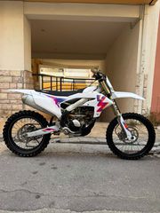 Yamaha YZ 250F 2024