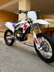 Yamaha YZ 250F 2024-thumb-2