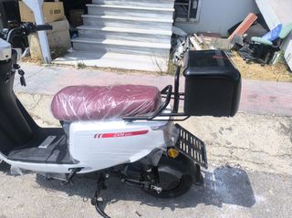 Keeway V302C 2026-thumb-9