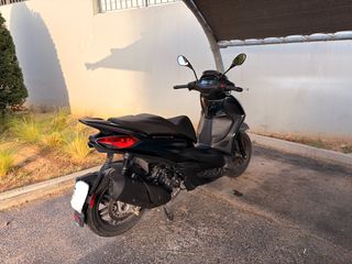 Piaggio Beverly 300 2021 HPE-thumb-12